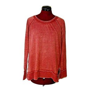 Style & Co Womens Top Size Small Crimson Wash Distressed Side Split